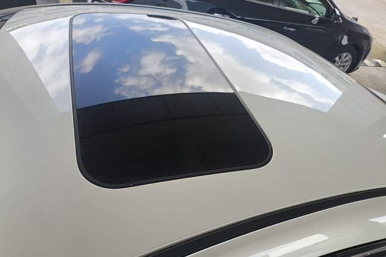 Used Mazda 3 Axela 2020 2.0L Automatic ZhiXuan Edition Roof