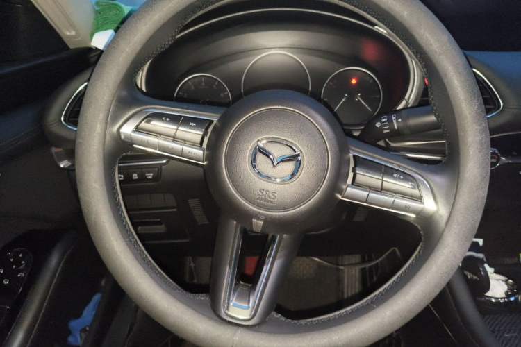 Used Mazda 3 Axela 2020 2.0L Automatic ZhiXuan Edition Steering Wheel