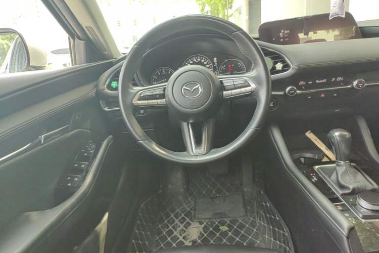 Used Mazda 3 Axela 2020 2.0L Automatic Zhiya Edition Steering Wheel