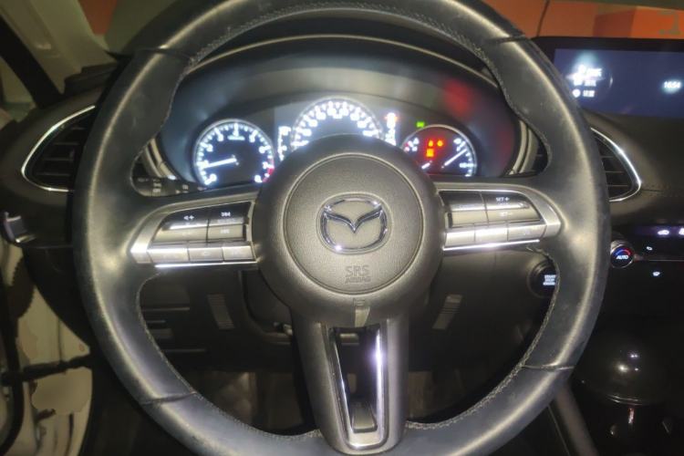 Used Mazda 3 Axela 2020 2.0L Automatic Zhiya Edition Steering Wheel