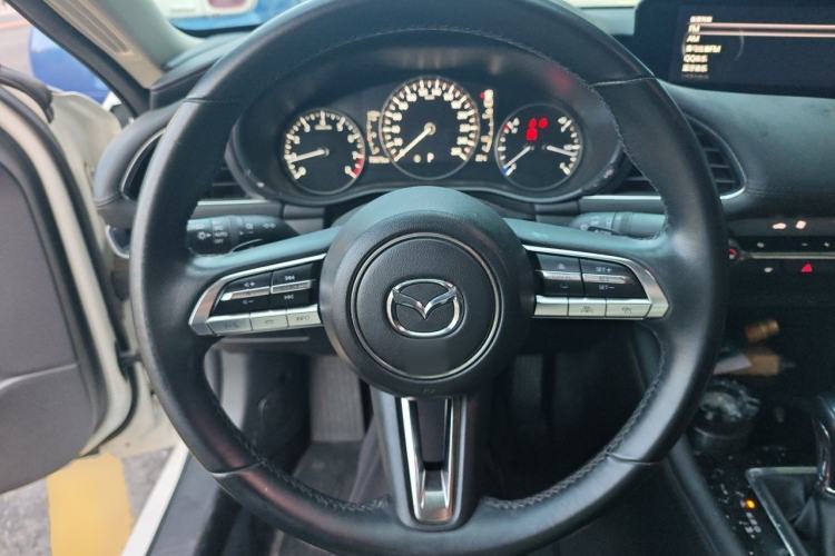 Used Mazda 3 Axela 2020 2.0L Automatic ZhiZun Edition Steering Wheel