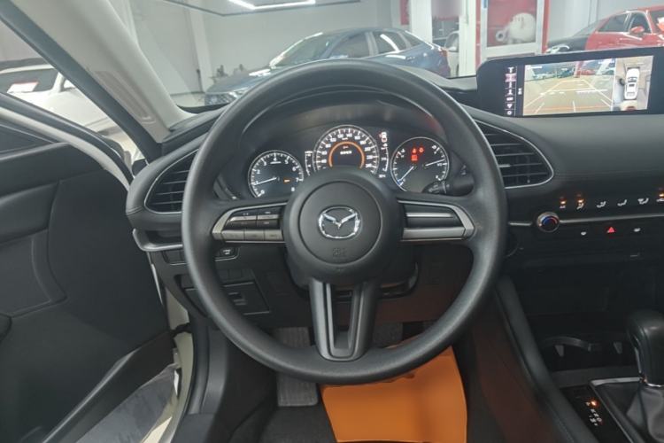 Used Mazda 3 Axela 2020 1.5L Automatic ZhiMei Edition Steering Wheel