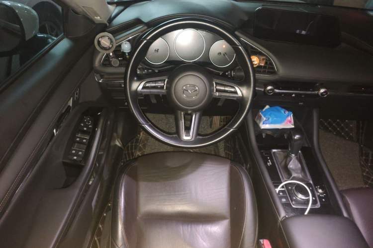 Used Mazda 3 Axela 2020 2.0L Automatic Zhiya Edition Steering Wheel