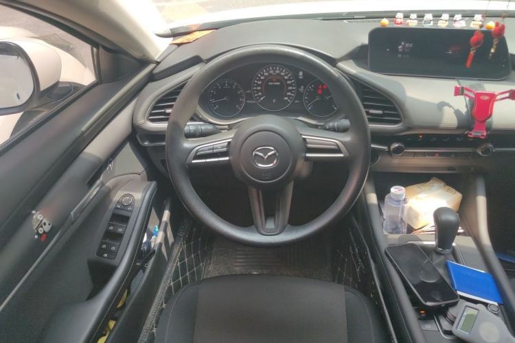Used Mazda 3 Axela 2020 1.5L Automatic ZhiMei Edition Steering Wheel