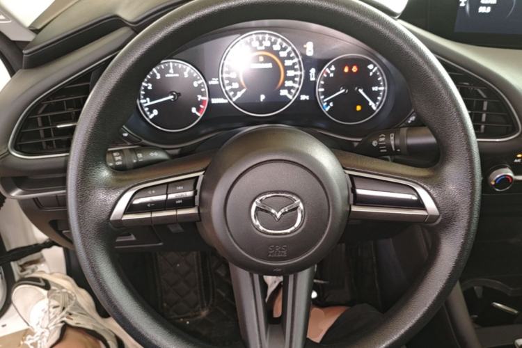 Used Mazda 3 Axela 2020 1.5L Automatic Zhiyue Sunroof Version Steering Wheel