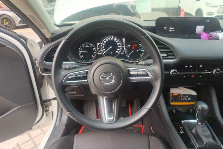 Used Mazda 3 Axela 2020 2.0L Automatic Zhiya Edition Steering Wheel