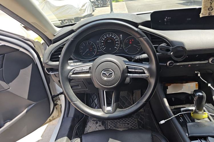 Used Mazda 3 Axela 2020 2.0L Automatic Zhiya Edition Steering Wheel