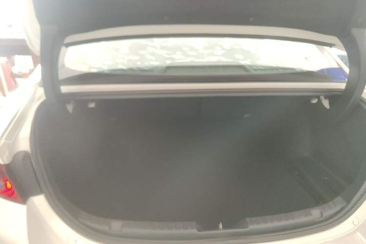 Used Mazda 3 Axela 2020 1.5L Automatic Zhiyue Sunroof Version Trunk