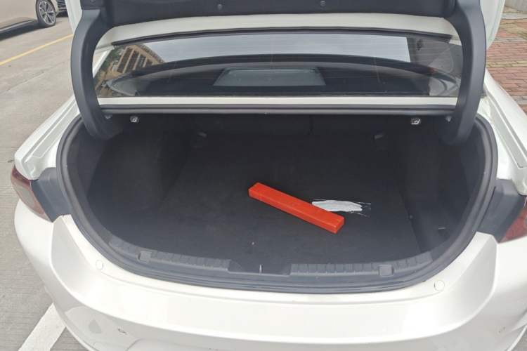Used Mazda 3 Axela 2020 2.0L Automatic Zhiya Edition Trunk