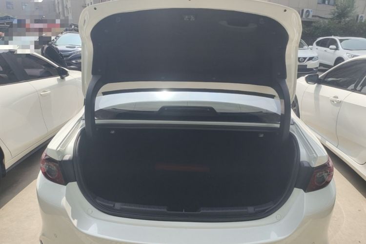 Used Mazda 3 Axela 2020 2.0L Automatic Zhiya Edition Trunk