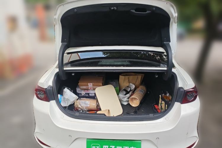 Used Mazda 3 Axela 2020 2.0L Automatic Zhiya Edition Trunk