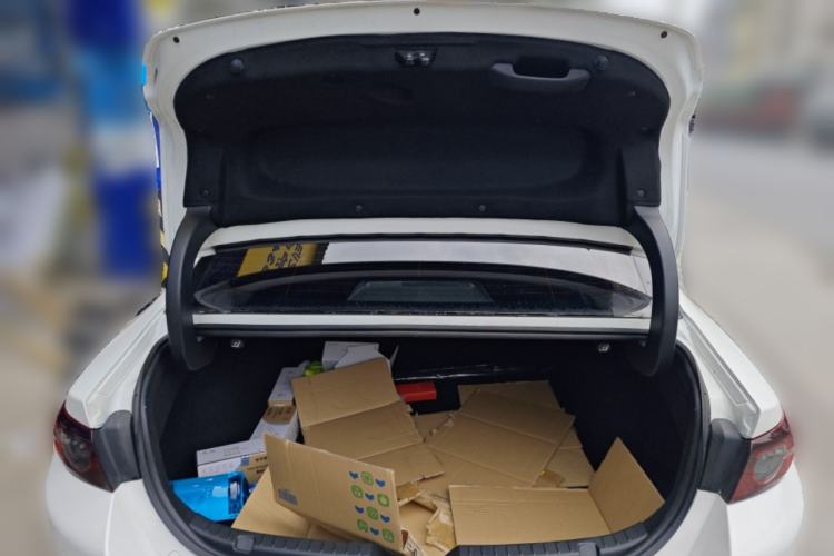 Used Mazda 3 Axela 2020 1.5L Automatic ZhiMei Edition Trunk