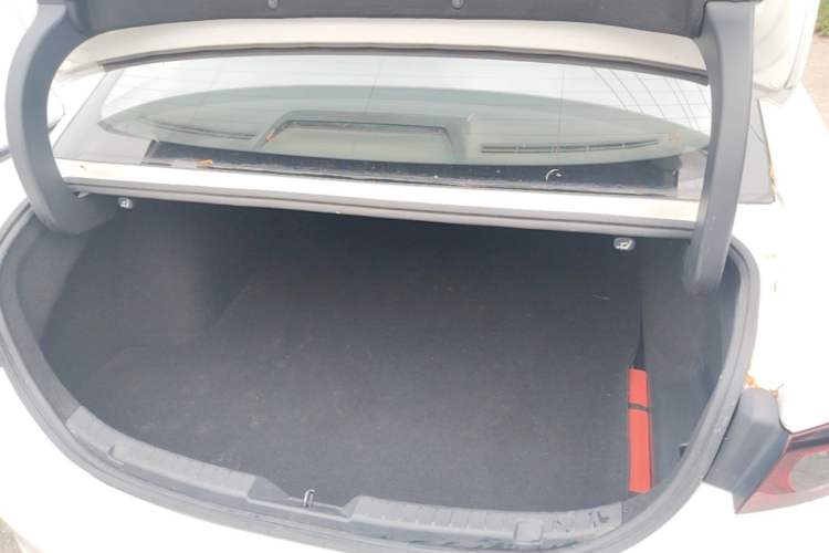Used Mazda 3 Axela 2020 2.0L Automatic Zhiya Edition Trunk