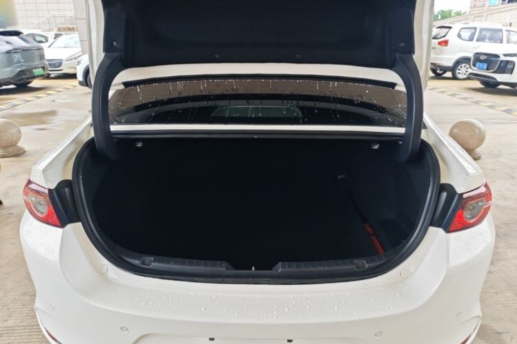 Used Mazda 3 Axela 2020 1.5L Automatic ZhiMei Edition Trunk
