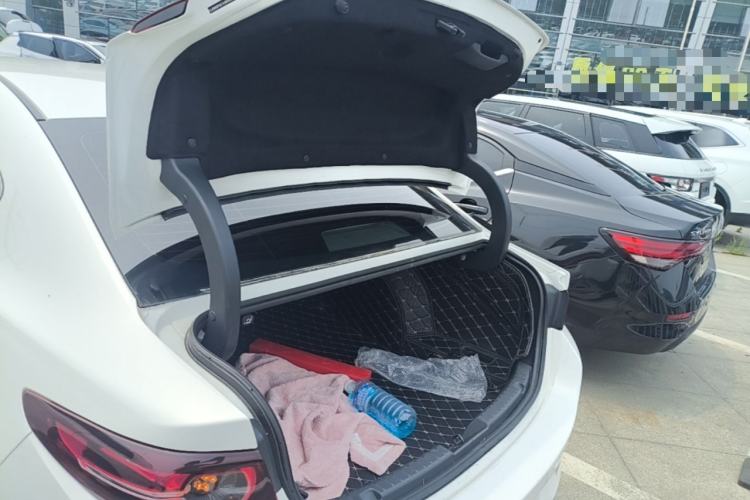 Used Mazda 3 Axela 2020 2.0L Automatic ZhiZun Edition Trunk