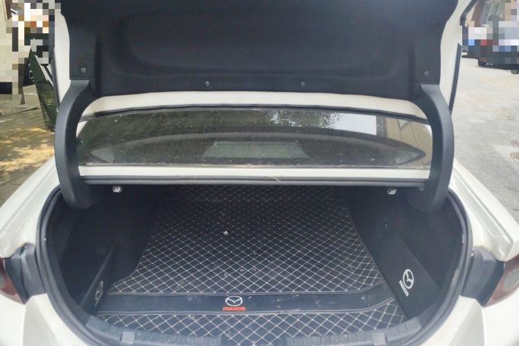 Used Mazda 3 Axela 2020 2.0L Automatic Zhiya Edition Trunk