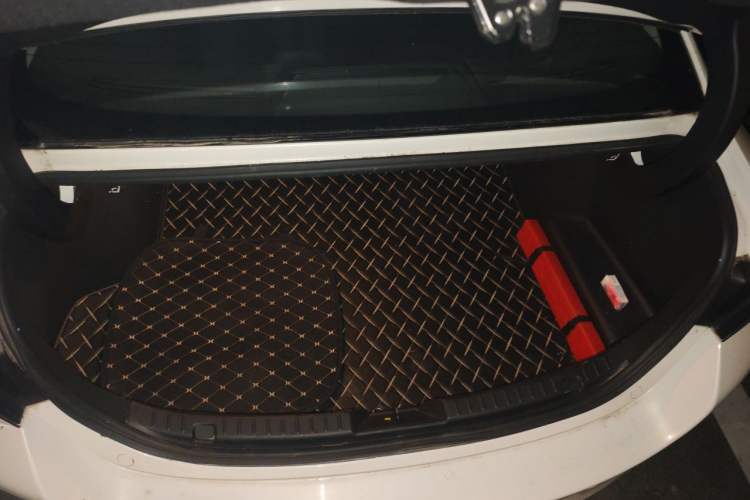 Used Mazda 3 Axela 2020 2.0L Automatic Zhiya Edition Trunk