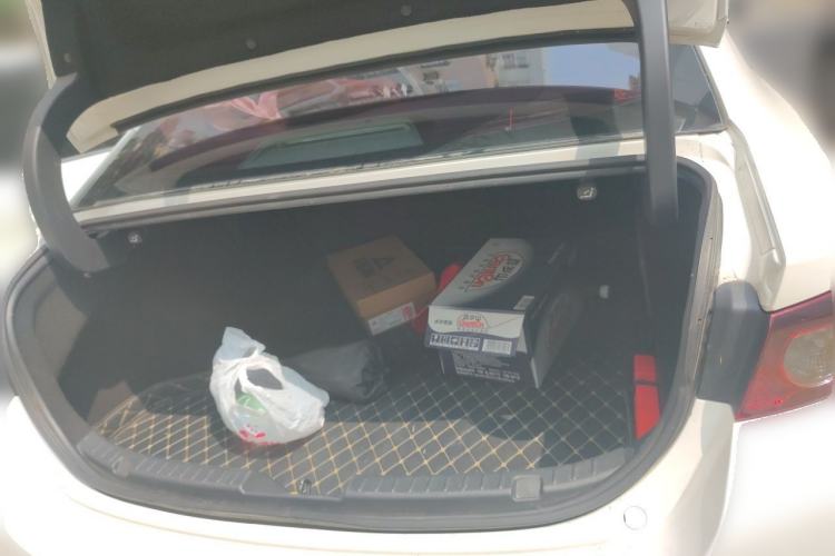 Used Mazda 3 Axela 2020 1.5L Automatic ZhiMei Edition Trunk