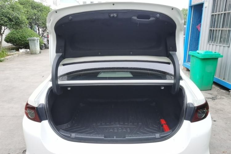 Used Mazda 3 Axela 2020 2.0L Automatic Zhiya Edition Trunk
