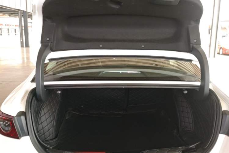 Used Mazda 3 Axela 2020 1.5L Automatic Zhiyue Sunroof Version Trunk
