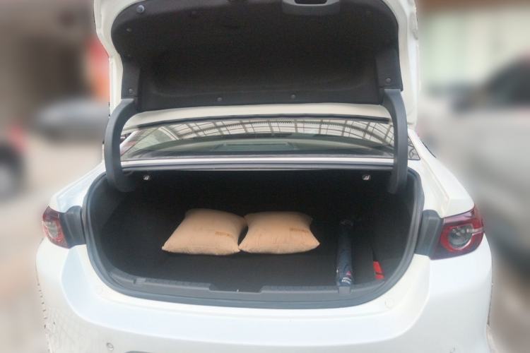 Used Mazda 3 Axela 2020 2.0L Automatic Zhiya Edition Trunk