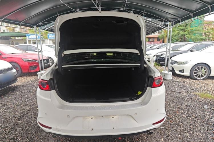 Used Mazda 3 Axela 2020 2.0L Automatic ZhiXuan Edition Trunk