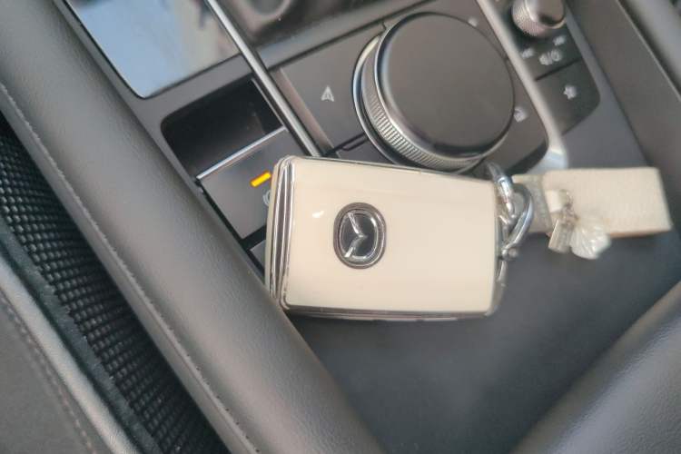 Used Mazda 3 Axela 2020 1.5L Automatic ZhiMei Edition Vehicle Key
