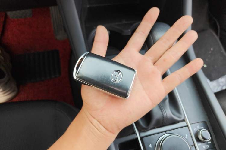 Used Mazda 3 Axela 2020 1.5L Automatic ZhiMei Edition Vehicle Key