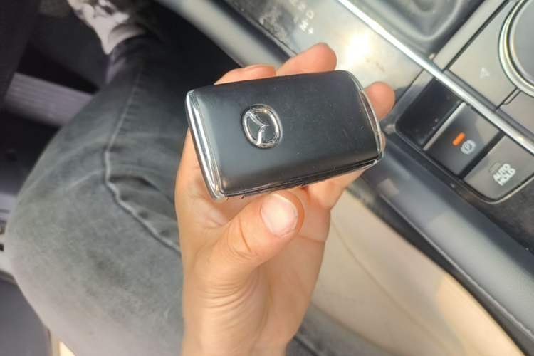 Used Mazda 3 Axela 2020 2.0L Automatic ZhiZun Edition Vehicle Key