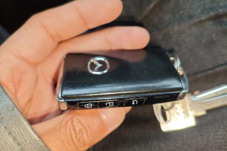 Used Mazda 3 Axela 2020 1.5L Automatic ZhiMei Edition Vehicle Key