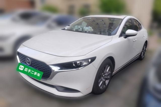 Used Mazda 3 Axela 2020 1.5L Automatic Luxury Version