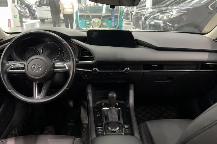 Used Mazda 3 Axela 2020 2.0L Automatic Zhiya Edition Audio And AC Panel