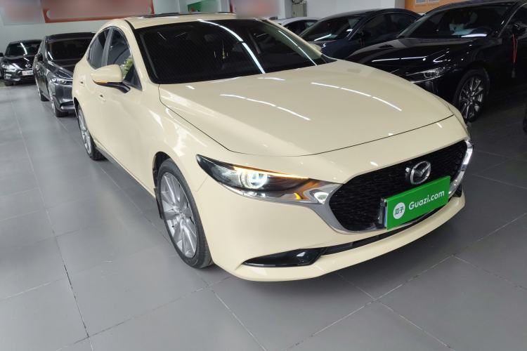 Used Mazda 3 Axela 2020 2.0L Automatic Zhiya Edition Front Right 45 Deg