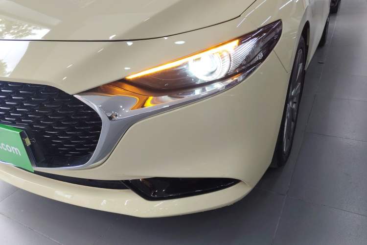 Used Mazda 3 Axela 2020 2.0L Automatic Zhiya Edition Left Front Headlight