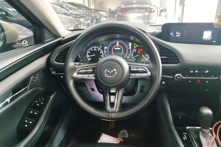 Used Mazda 3 Axela 2020 2.0L Automatic Zhiya Edition Steering Wheel