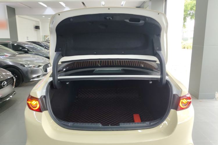Used Mazda 3 Axela 2020 2.0L Automatic Zhiya Edition Trunk