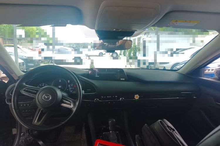 Used Mazda 3 Axela 2021 2.0L Automatic Zhiyao Edition Center Console