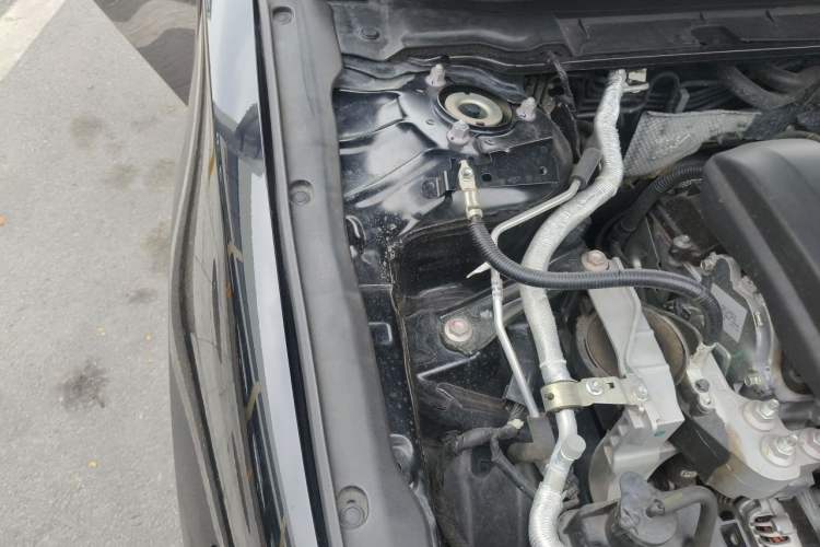 Used Mazda 3 Axela 2021 1.5L Manual ZhiMei Edition Engine Bay Right