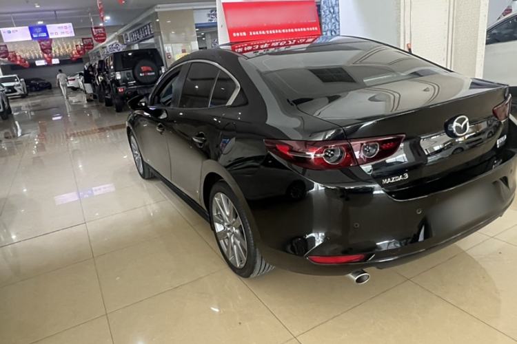 Used Mazda 3 Axela 2021 2.0L Automatic ZhiXuan Edition Exterior 2