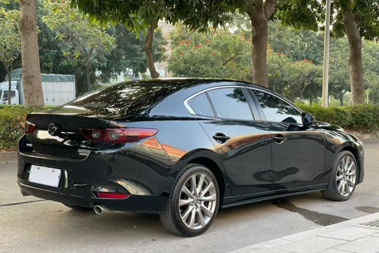 Used Mazda 3 Axela 2021 2.0L Automatic Zhiya Edition Exterior 3