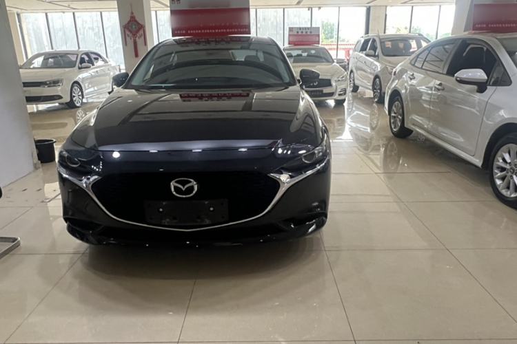 Used Mazda 3 Axela 2021 2.0L Automatic ZhiXuan Edition Exterior 3