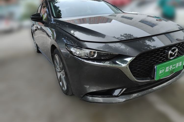 Used Mazda 3 Axela 2021 2.0L Automatic ZhiXuan Edition Front Right 45 Deg