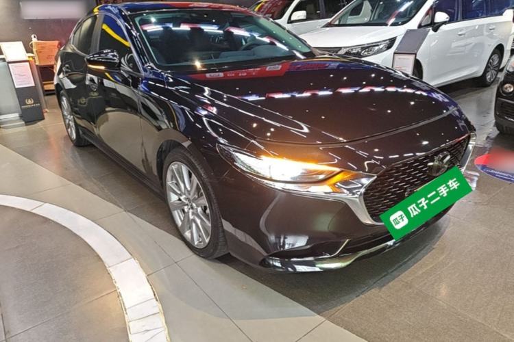 Used Mazda 3 Axela 2021 2.0L Automatic ZhiXuan Edition Front Right 45 Deg