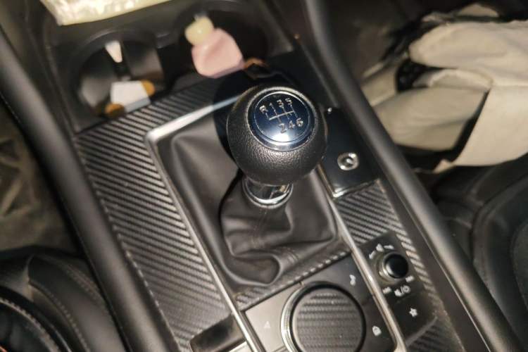 Used Mazda 3 Axela 2021 1.5L Manual ZhiMei Edition Gear Lever