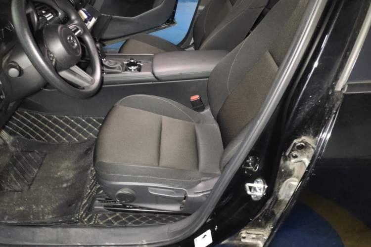 Used Mazda 3 Axela 2021 2.0L Automatic Zhiqing Edition Left Front Seat
