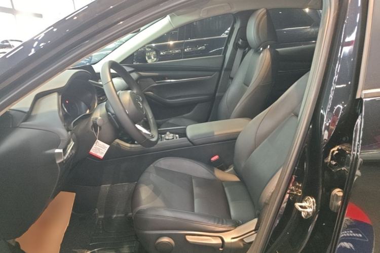 Used Mazda 3 Axela 2021 2.0L Automatic ZhiXuan Edition Left Front Seat
