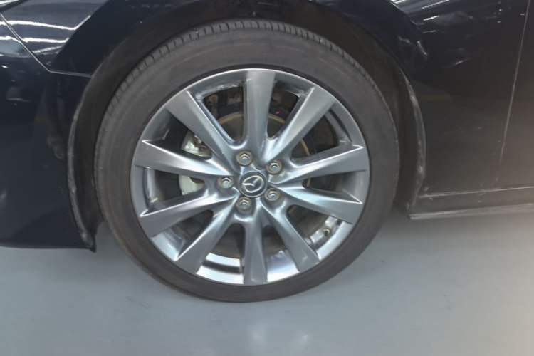 Used Mazda 3 Axela 2021 2.0L Automatic Zhiya Edition Left Front Wheel Hub