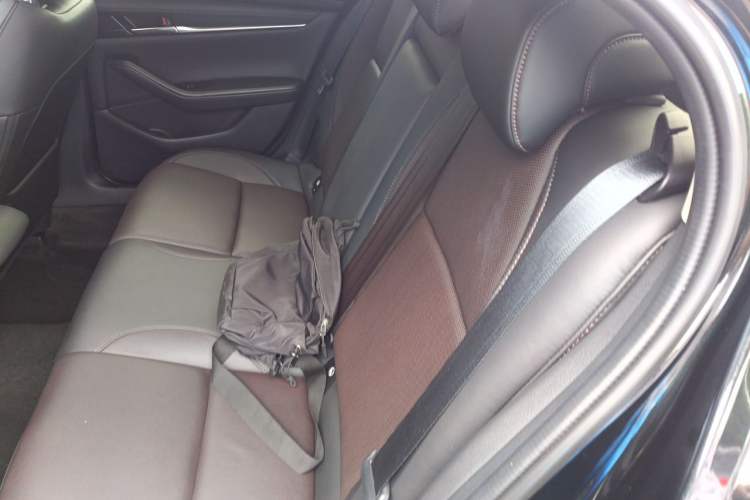 Used Mazda 3 Axela 2021 2.0L Automatic Zhiya Edition Left Rear Seat