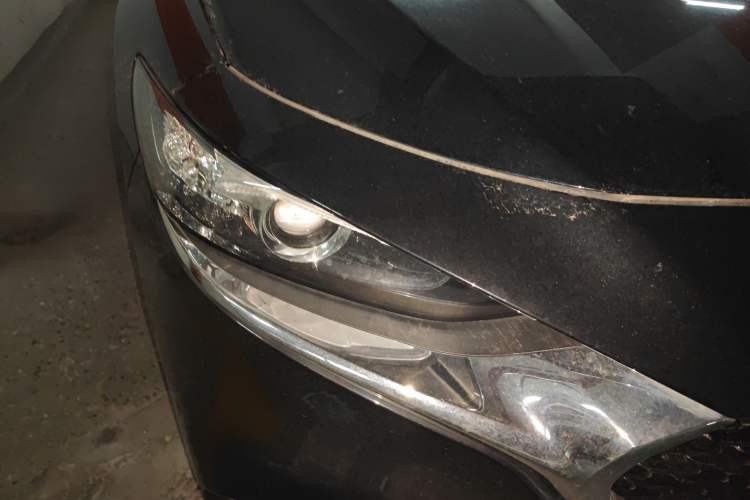 Used Mazda 3 Axela 2021 2.0L Automatic Zhiya Edition Right Front Headlight