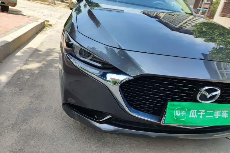Used Mazda 3 Axela 2021 2.0L Automatic Zhiyao Edition Right Front Headlight